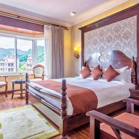 Da Yatra Courtyard Hotel & Resort Pokhara Bagian luar foto