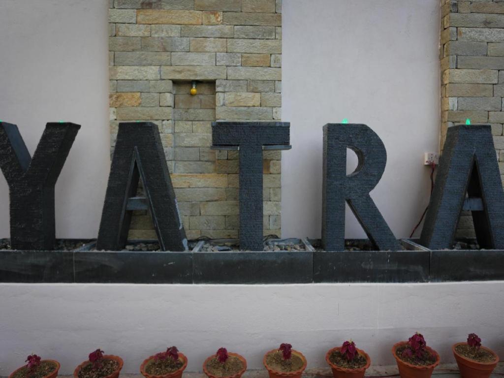 Da Yatra Courtyard Hotel & Resort Pokhara Bagian luar foto