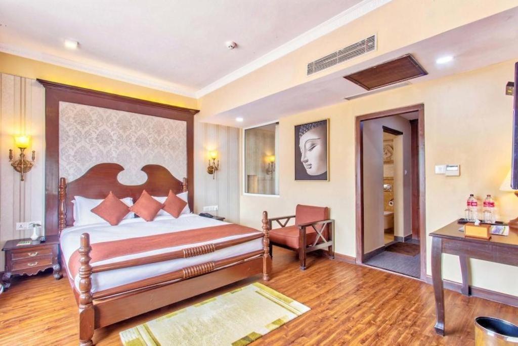 Da Yatra Courtyard Hotel & Resort Pokhara Bagian luar foto